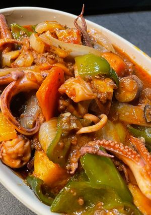 夏野菜とケンサキイカの具沢山なトマト煮-レシピのメイン写真