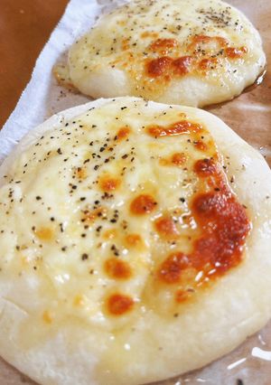 簡単！米粉パンでクワトロフォルマッジ♪♪-レシピのメイン写真