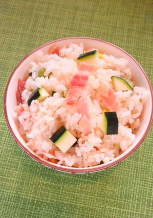 😊ズッキーニとベーコンの炊き込みご飯😊-レシピのメイン写真