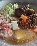 夏でも冬でも！食が進むキムチ納豆鍋