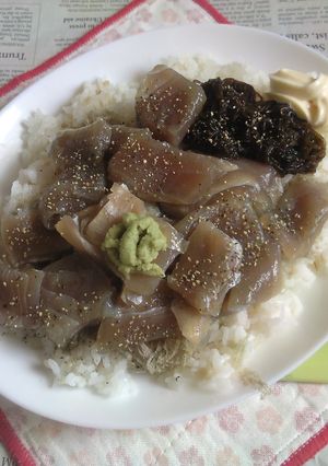 キハダマグロの漬け＋洗いもずくのカフェ丼-レシピのメイン写真