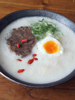 市販のソルロンタンでエスプーマラーメン-レシピのメイン写真
