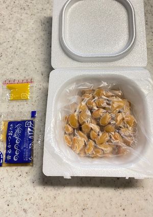 納豆が1粒もフィルムにつかないはがし方-レシピのメイン写真