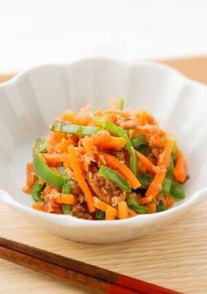 にんじんとピーマンの梅しょうゆ和え-レシピのメイン写真