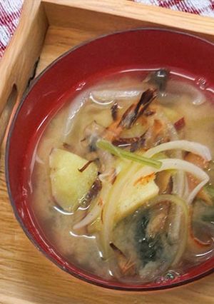 さつま芋の煮干しみそ汁-レシピのメイン写真