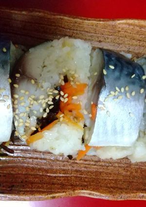 具材を挟んだ鯖寿司-レシピのメイン写真