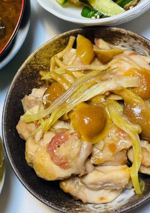 鶏ももと茗荷の梅なめこ和え-レシピのメイン写真