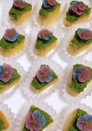 チョコ不要⭕市販のバームであんフラワー-レシピのメイン写真
