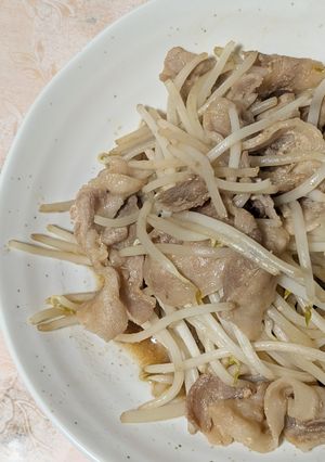 簡単★豚肉ともやしの旨々炒め-レシピのメイン写真