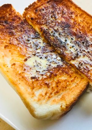 レンチン冷凍食パン●バタートースト-レシピのメイン写真