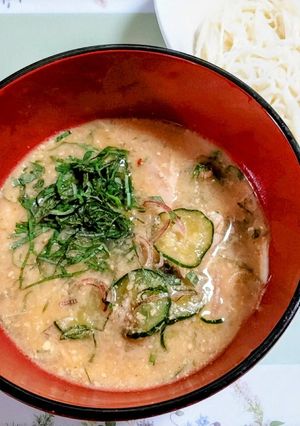 夏の夕飯!ツナ缶胡瓜茗荷大葉冷や汁風素麺-レシピのメイン写真