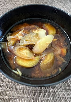 ホッとする☺️なすとみょうがのお味噌汁-レシピのメイン写真