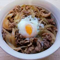 รูปของ 店に行かなくていい激ウマ牛丼(牛バラ