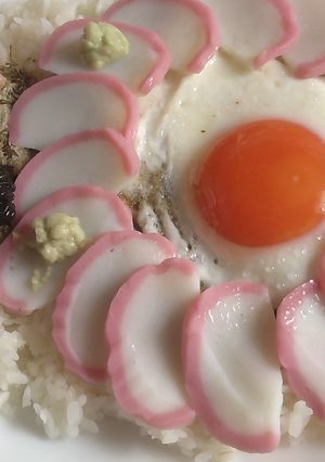 備蓄米でカフェ丼66もずく蒲鉾たらこ月見-レシピのメイン写真