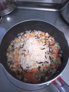 軟飯 米から鍋で炊き込みごはん-レシピのメイン写真