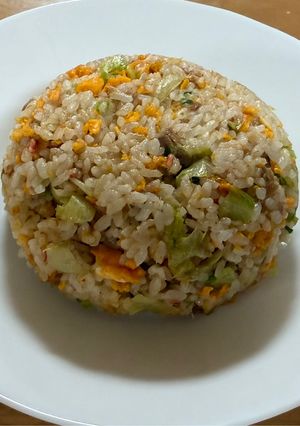 レタスとツナ缶のチャーハン-レシピのメイン写真