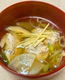 水煮缶でつくる！いわしのつみれ汁