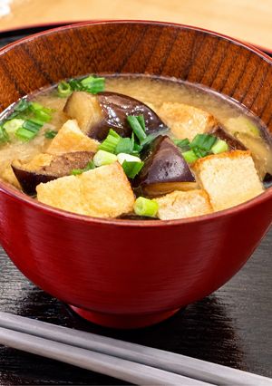 お手軽！揚げない、揚げナスと厚揚げのお味噌汁-レシピのメイン写真