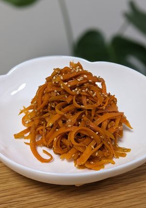 ヤマト醤油味噌さんのにんじん醤油麹炒め-レシピのメイン写真