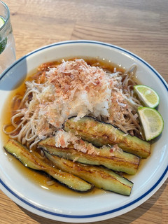 大根おろしと揚げ茄子の冷たい蕎麦-レシピのメイン写真