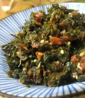 ご飯のお供に♪赤じそで梅入り佃煮-レシピのメイン写真