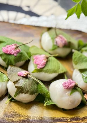 横浜発♡桜仕事終わって桜で包む白玉肉団子-レシピのメイン写真