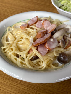 ウインナーとしめじのクリームパスタ-レシピのメイン写真