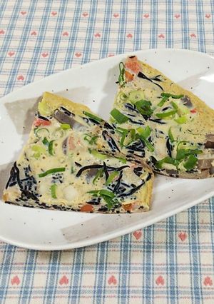 リメイク☆ひじきの煮物でふくさ焼き風♪-レシピのメイン写真