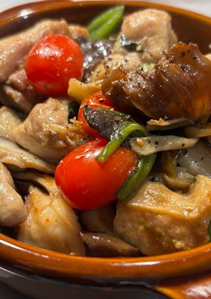 きのこたっぷり!簡単!鳥もも肉のオイル煮-レシピのメイン写真