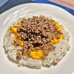 รูปของ 時短簡単！ふわとろ卵の豚そぼろご飯