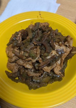 保存版！豚肉とゴーヤのピリ辛甜麺醤炒め-レシピのメイン写真