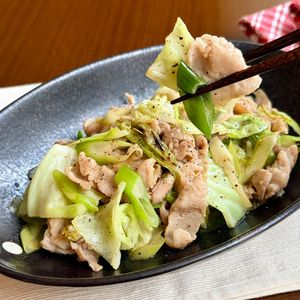 豚バラ･キャベツ･ねぎの簡単にんにく塩ダレ炒め