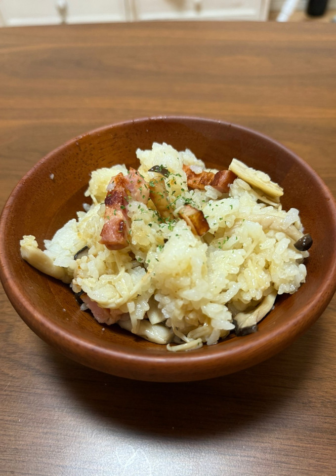 ベーコンときのこの炊き込みご飯-レシピのメイン写真