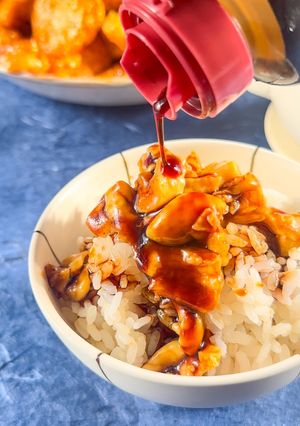 捨てないで！鶏胸肉の皮で「成長期喜び丼」-レシピのメイン写真