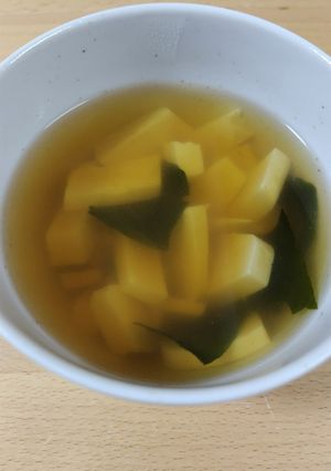 豆腐とわかめのすまし汁-レシピのメイン写真