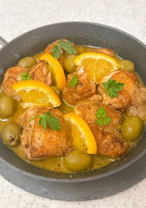 鶏肉のスパイス漬けとオリーブのレモン炒め-レシピのメイン写真