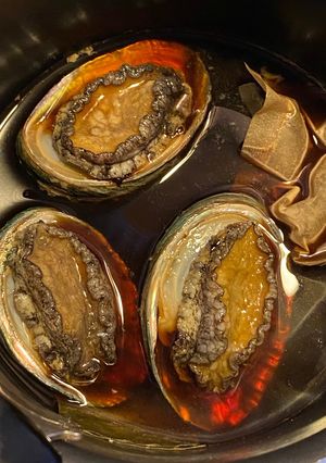 おせち料理に活き鮑の姿煮-レシピのメイン写真
