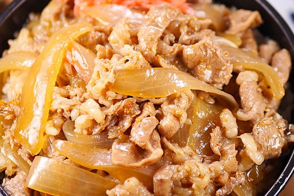 いつもの牛丼が10倍おいしい裏技🤭🍚プレミアム✨