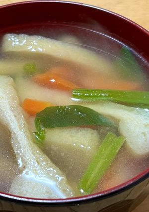 人参ほうれん草油揚げの味噌汁-レシピのメイン写真