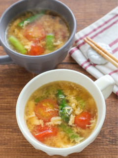 コクうま♪アスパラとトマトのかき玉みそ汁-レシピのメイン写真