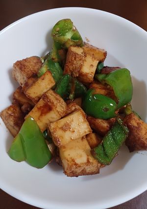 絹厚あげとピーマンの甜麺醤炒め-レシピのメイン写真