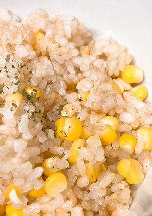 炊飯器におまかせ⭐️絶品とうもろこしごはん-レシピのメイン写真
