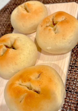 甘くてもちふわ♡玉ねぎとじゃがいものパン-レシピのメイン写真