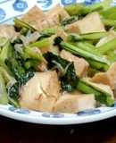 厚揚げ、小松菜、カニカマの炒め煮