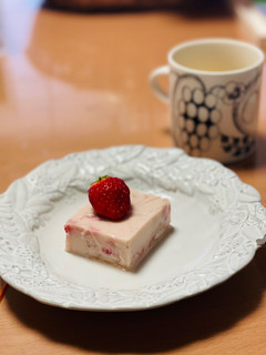 いちごと牛乳の寒天-レシピのメイン写真