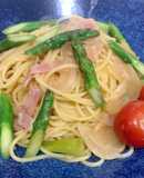 アスパラとベーコンのバター醤油パスタ