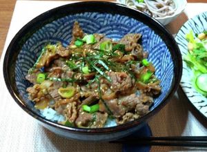 我が家のかんたん焼肉丼　こま切れ牛肉で-レシピのメイン写真