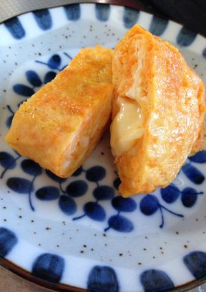 プチプチ食感☆とびっこチーズの卵焼き-レシピのメイン写真