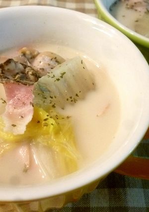 白菜の甘みたっぷり♪豆乳味噌スープ-レシピのメイン写真