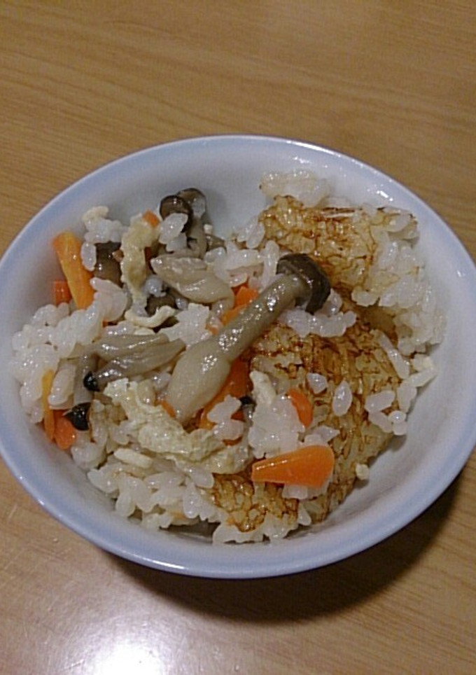 簡単お焦げも出来る!白だし炊き込みご飯-レシピのメイン写真